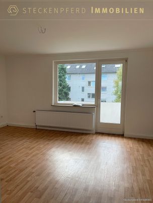 Schöner Wohnen mit Balkon im 1. OG - Photo 1