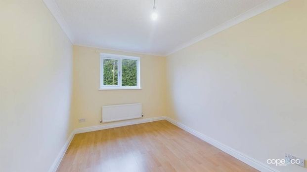 4 bedroom detached house to rent - Photo 1