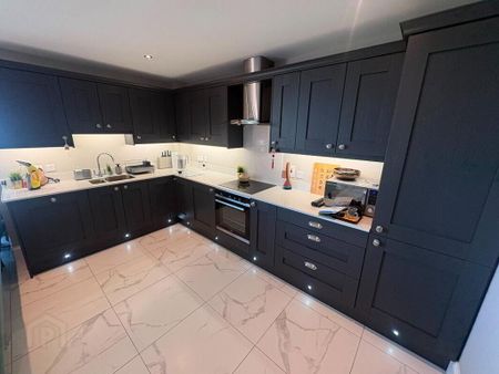 Apt 3, 2 The Tides, Carrickfergus, BT38 8GN - Photo 5