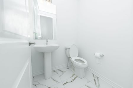 For Lease - 3430 Braeside Way, Pickering, Ontario - Photo 5