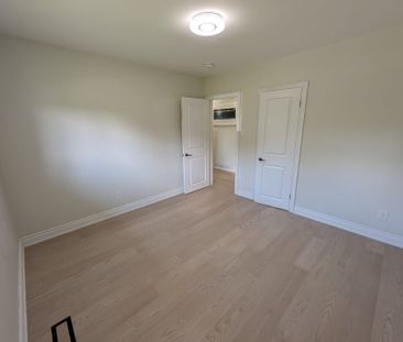 For Lease - 372 Highside Drive, Milton, Ontario - Photo 1