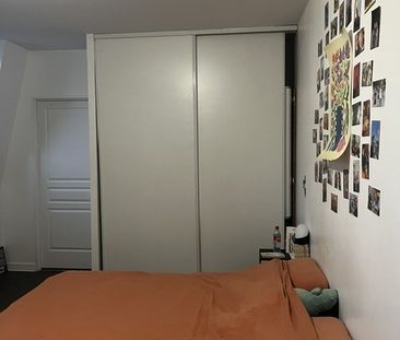 Location Appartement 2 pièces 47m² LILLE 59000 - Photo 2