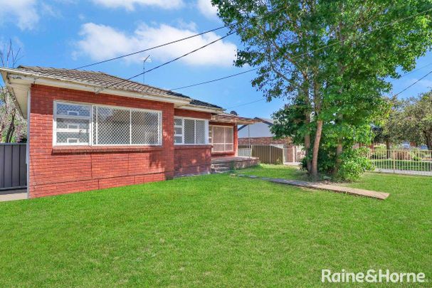 55 Wattle Avenue, North St Marys, NSW 2760 - Photo 1