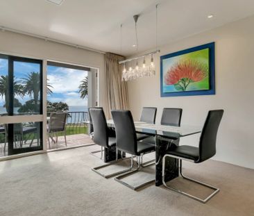 WAIWERA COASTAL SPA APARTMENT- TOP FLOOR - Photo 5