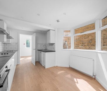 Room in a Shared House, Trevelyan Road, SW17 - Photo 2
