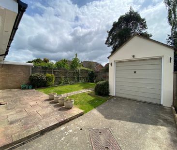 4, Holmlea Close - Photo 1