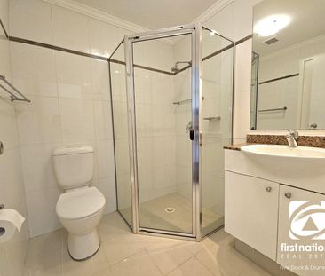 Modern Resort-Style Living in a Convenient Location - Photo 5