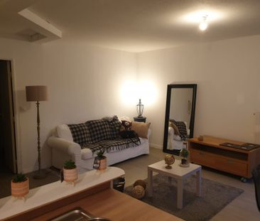 Location Appartement 3 pièces 80m² VILLENEUVE D ASCQ 59650 - Photo 3