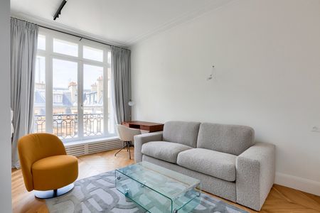 Paris 8 - Triangle d’or - Photo 2