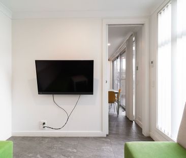 10-bedroom shared house, Norman St - Photo 1