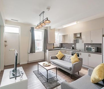 4 bedroom house to rent - Photo 1