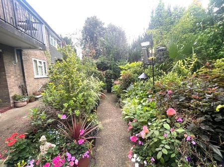 Hartington Road, London, W4 3UQ - Photo 5