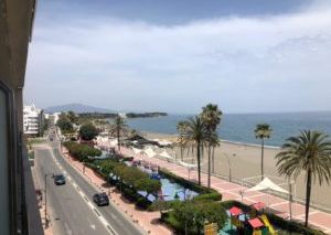 Ref. 46161 Precioso piso en alquiler con vistas al mar – ideal para vacaciones y de septbre a junio