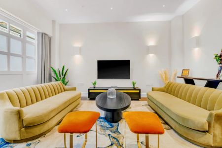 3 Bed Apartment - Photo 5