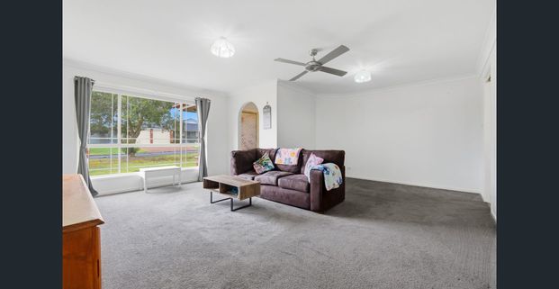 Conveniently Located Four Bedroom Home - Photo 1