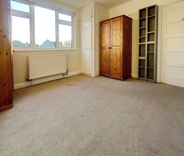 3 bedroom House To Let - Photo 5