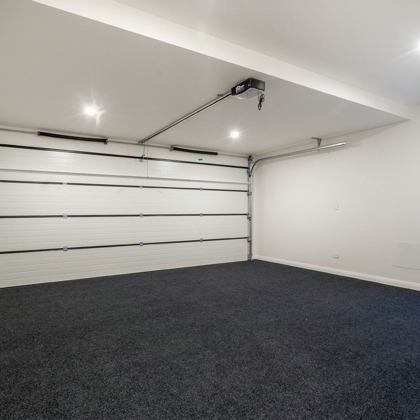 Karaka - 4 Bedrooms with 2.5 Bathrooms - Photo 1