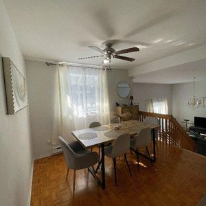 Grande Maison de Ville/Townhouse a Louer/for Rent - Photo 2
