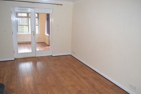 2 Bedroom Property To Rent - Photo 3