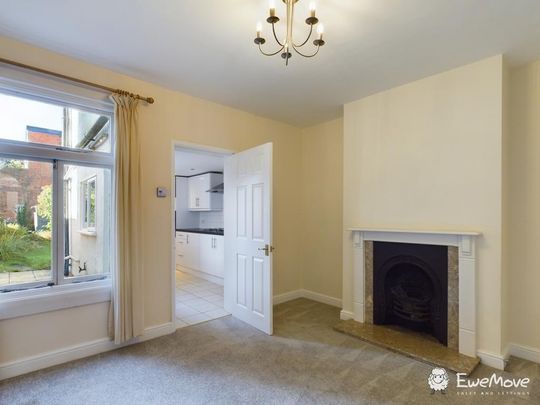 2 bedroom terraced house to rent - Photo 1