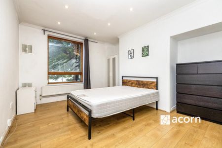 3 bedroom flat to rent - Photo 5