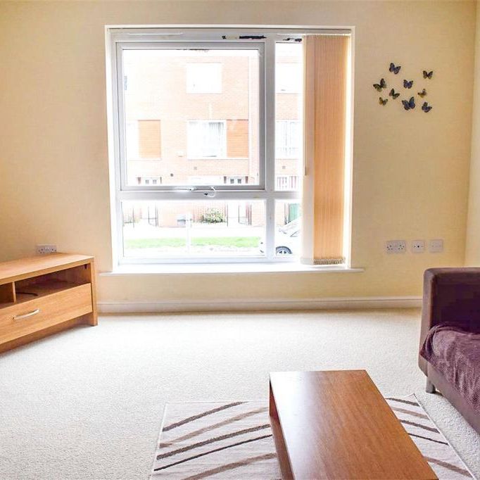 4 bedroom terraced house to rent - Photo 1