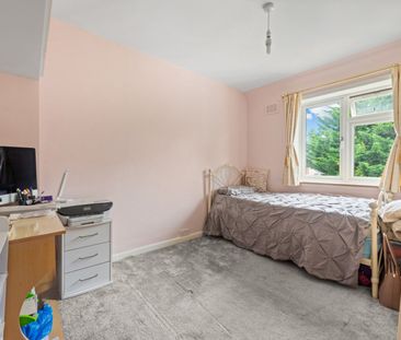 3 bedroom mid terraced house to rent, - Photo 3