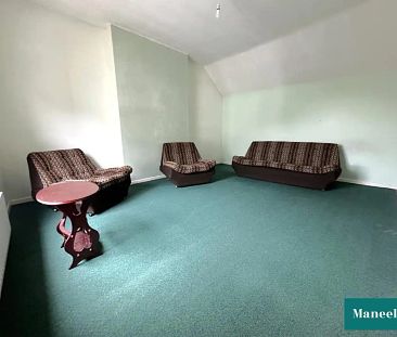 Rooms To Rent,, Molesworth Road, - Photo 1