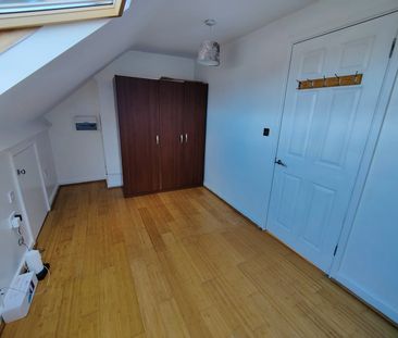 1 Bed Flat, Links Road, SW17 - Photo 1