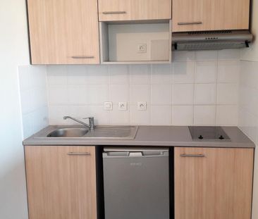 location Appartement T2 DE 44.02m² À MARSEILLE - Photo 6