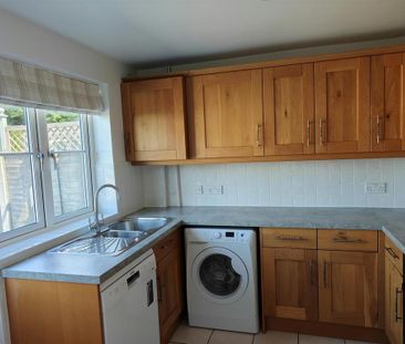 2 bedroom detached house to rent - Photo 4
