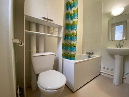 Location Appartement 2 pièces 38m² BESANCON 25000 - Photo 2