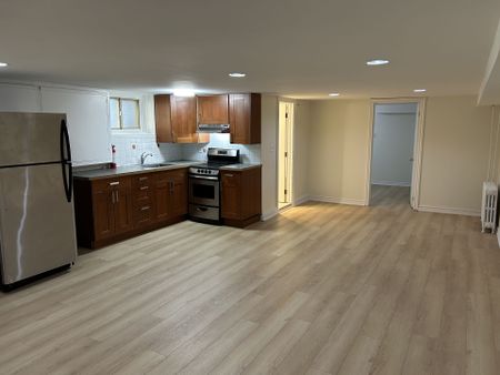 For Lease - 1342 Pape Avenue Unit# Unit G, Toronto, Ontario - Photo 5