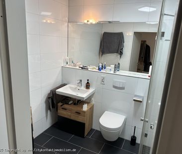 Exklusive 2-Zimmer-Wohnung mit EBK und Balkonen u. Blick ins Grüne - Photo 6