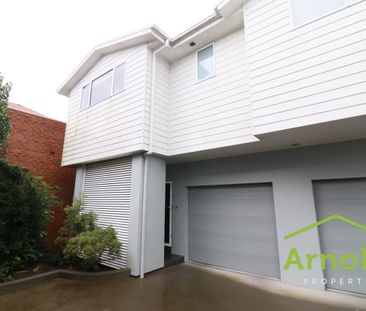 NEW LAMBTON TOWNHOUSE - Photo 1