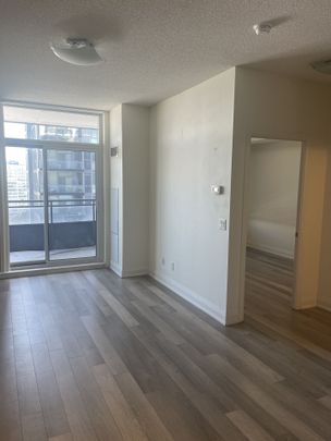 For Lease - 85 North Park Road Unit# 1108, Vaughan, Ontario - Photo 1