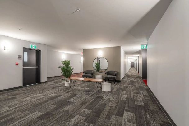 9675 Papineau — 1 Bedroom - unit 207 - Photo 1