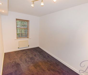 2 bedroom - Photo 2