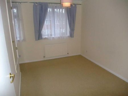 2 bedroom semi-detached house to rent - Photo 4