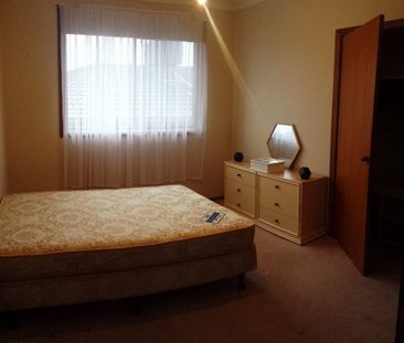 Endeavour Hills - Photo 3