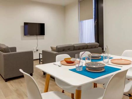 Bronze Studio - Photo 3