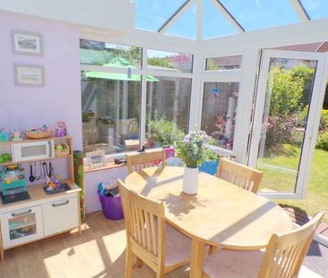 Cucklington Gardens, Bournemouth, BH9 - Photo 4