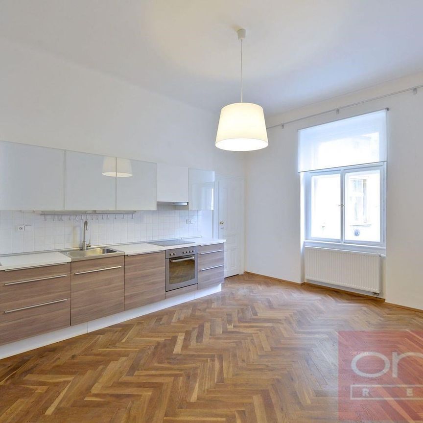 Apartment for rent, 3+kk - 2 bedrooms, 93m - Фото 1