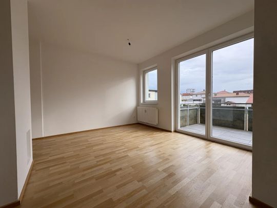 Helle 3-Zimmer Wohnung mit Loggia und Balkon - Photo 1
