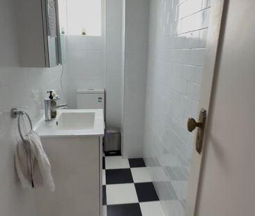 Elizabeth Bay - Photo 6