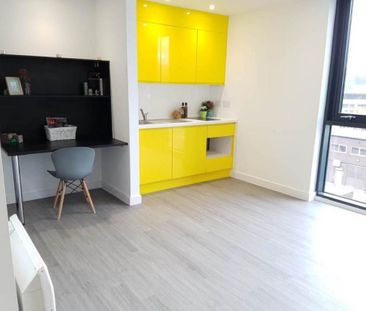 Studio to rent - Photo 4
