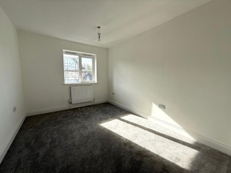 4 bedroom detached house to rent - Photo 5