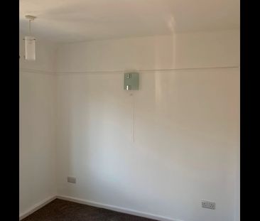 3 Bed Semi-Detached House, Rosedale Gardens, S11 - Photo 1