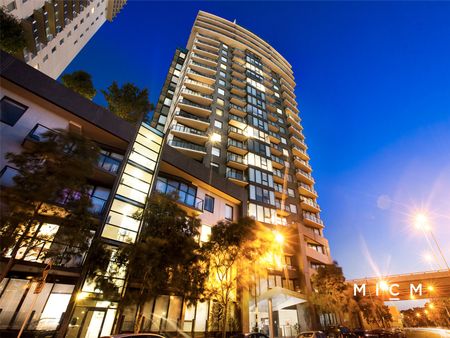 49/99 Whiteman Street - Photo 2
