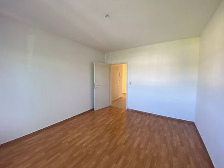 gemütliche 2-Raumwohnung mit Balkon und Stellplatz! - Photo 2